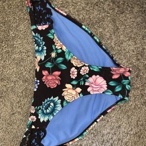 Women’s bikini bottoms